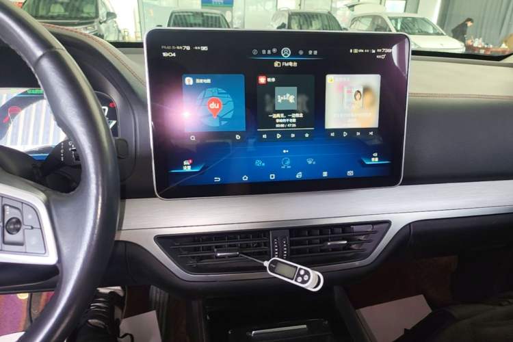 Used BYD Tang New Energy 2019 EV600D Four-Wheel Drive Smart Connect Genesis Edition Audio And AC Panel