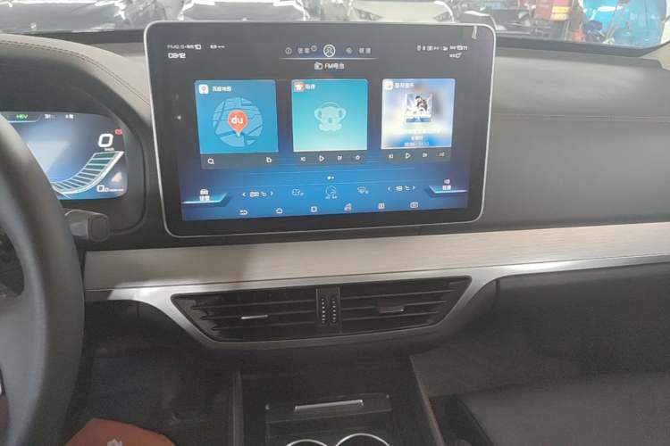 Used BYD Tang New Energy 2019 DM 2.0T All-Wheel Drive Connected Leading Model 7 Seats China VI Standard Audio And AC Panel