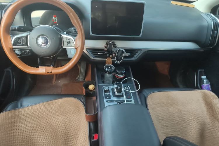 Used BYD Tang New Energy 2019 DM 2.0T All-Wheel Drive Smart Connectivity Enjoyment Model 7 Seats China VI Standard Center Console