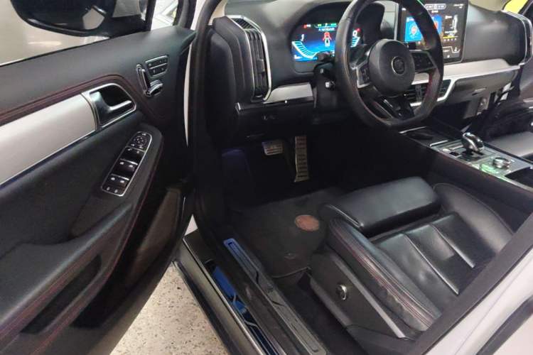 Used BYD Tang New Energy 2019 EV600D Four-Wheel Drive Smart Connect Genesis Edition Driver Seat