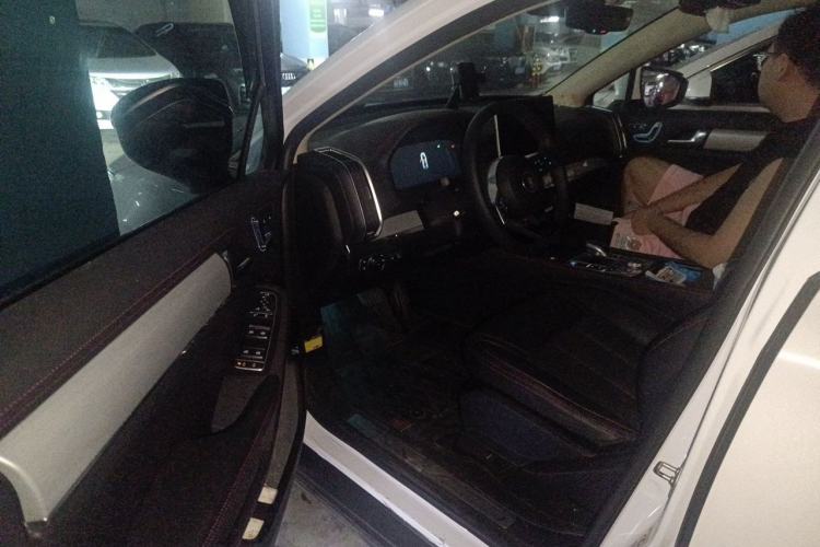 Used BYD Tang New Energy 2019 DM 2.0T All-Wheel Drive Smart Connectivity Enjoyment Model 7 Seats China VI Standard Driver Seat