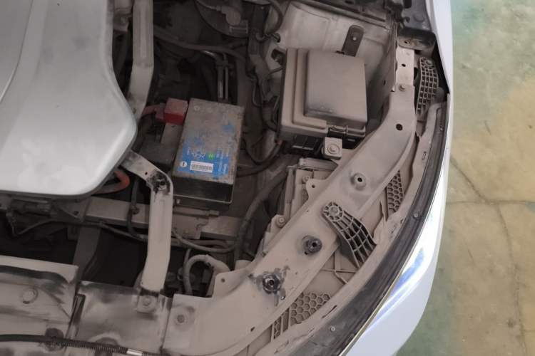 Used BYD Tang New Energy 2019 EV600D Four-Wheel Drive Smart Connect Genesis Edition Engine Bay Left
