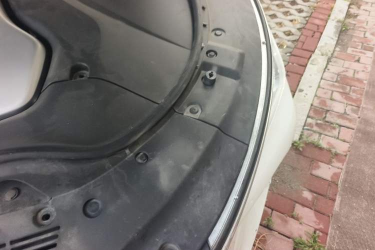 Used BYD Tang New Energy 2019 DM 2.0T All-Wheel Drive Connected Innovation Edition 7 Seats China VI Standard Engine Bay Left