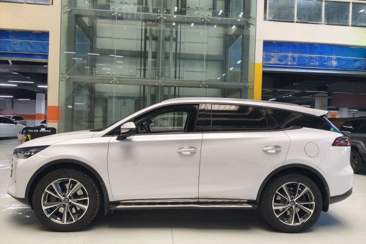 Used BYD Tang New Energy 2019 DM 2.0T All-Wheel Drive Smart Connectivity Enjoyment Model 7 Seats China VI Standard Exterior 3