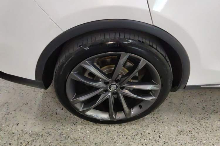 Used BYD Tang New Energy 2019 EV600D Four-Wheel Drive Smart Connect Genesis Edition Exterior 5
