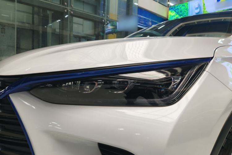 Used BYD Tang New Energy 2019 DM 2.0T All-Wheel Drive Smart Connectivity Enjoyment Model 7 Seats China VI Standard Exterior 8