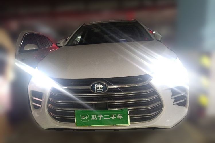 Used BYD Tang New Energy 2019 DM 2.0T All-Wheel Drive Smart Connectivity Enjoyment Model 7 Seats China VI Standard Front