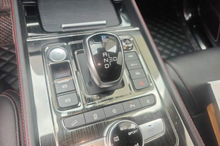 Used BYD Tang New Energy 2019 DM 2.0T All-Wheel Drive Smart Connectivity Enjoyment Model 7 Seats China VI Standard Gear Lever