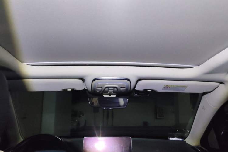 Used BYD Tang New Energy 2019 DM 2.0T All-Wheel Drive Smart Connectivity Enjoyment Model 7 Seats China VI Standard Headliner