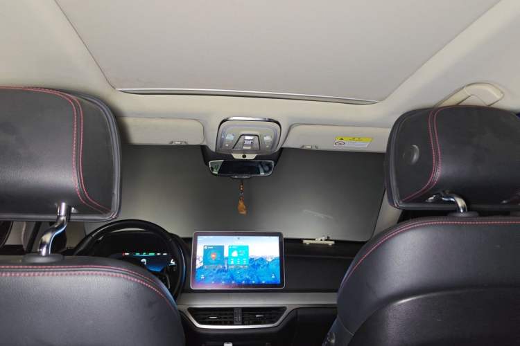 Used BYD Tang New Energy 2019 EV600D Four-Wheel Drive Smart Connect Genesis Edition Headliner