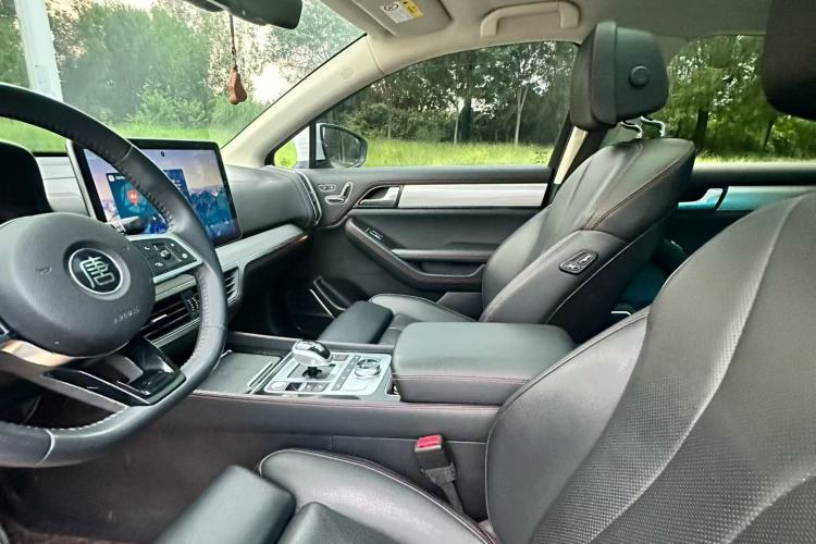Used BYD Tang New Energy 2019 EV600D Four-Wheel Drive Smart Connect Genesis Edition Interior 1