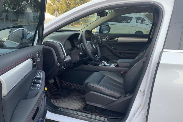 Used BYD Tang New Energy 2019 DM 2.0T All-Wheel Drive Smart Connect Enjoyment Model 5 Seats China VI Standard Interior 1