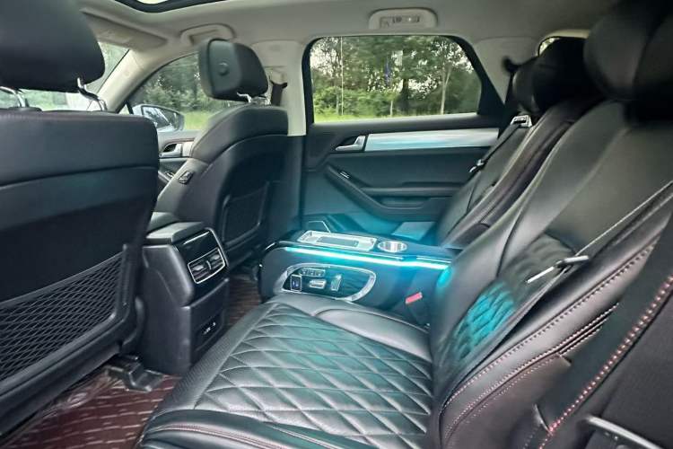 Used BYD Tang New Energy 2019 EV600D Four-Wheel Drive Smart Connect Genesis Edition Interior 3