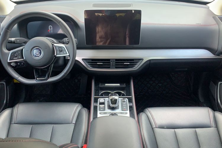 Used BYD Tang New Energy 2019 DM 2.0T All-Wheel Drive Smart Connect Enjoyment Model 5 Seats China VI Standard Interior 3