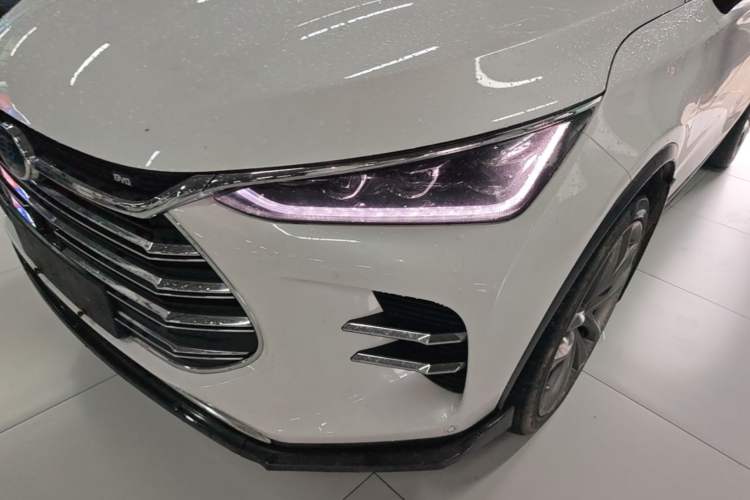 Used BYD Tang New Energy 2019 DM 2.0T All-Wheel Drive Connected Leading Model 7 Seats China VI Standard Left Front Headlight