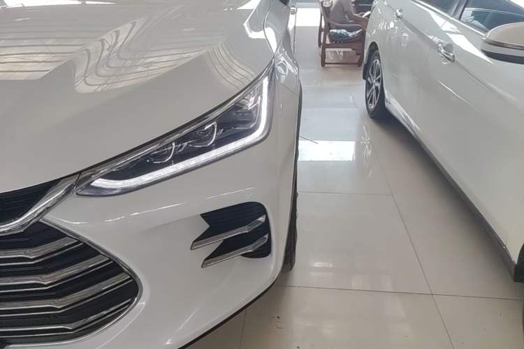 Used BYD Tang New Energy 2019 DM 2.0T All-Wheel Drive Connected Leading Model 7 Seats China VI Standard Left Front Headlight