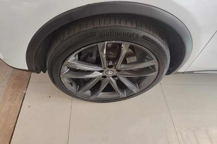 Used BYD Tang New Energy 2019 DM 2.0T All-Wheel Drive Connected Leading Model 7 Seats China VI Standard Left Front Wheel Hub