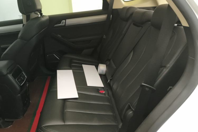 Used BYD Tang New Energy 2019 EV600D Four-Wheel Drive Smart Connect Genesis Edition Left Rear Seat