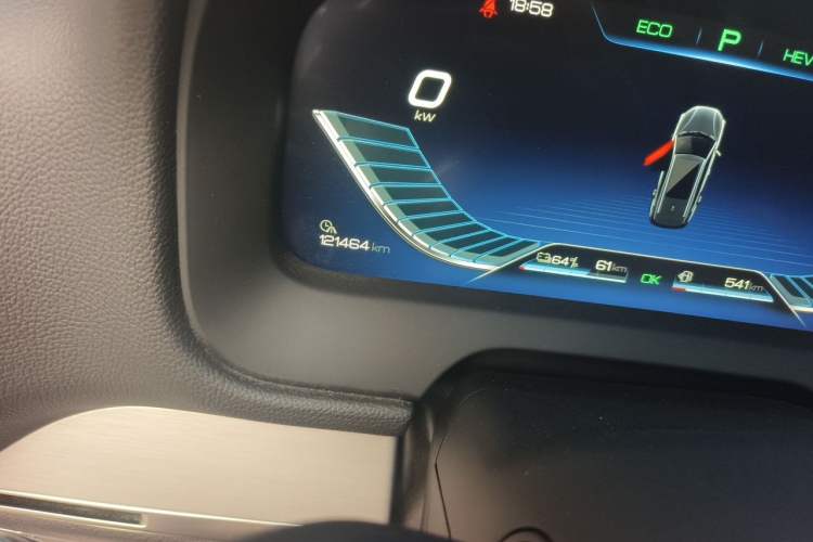 Used BYD Tang New Energy 2019 DM 2.0T All-Wheel Drive Connected Innovation Edition 7 Seats China VI Standard Odometer Close Up