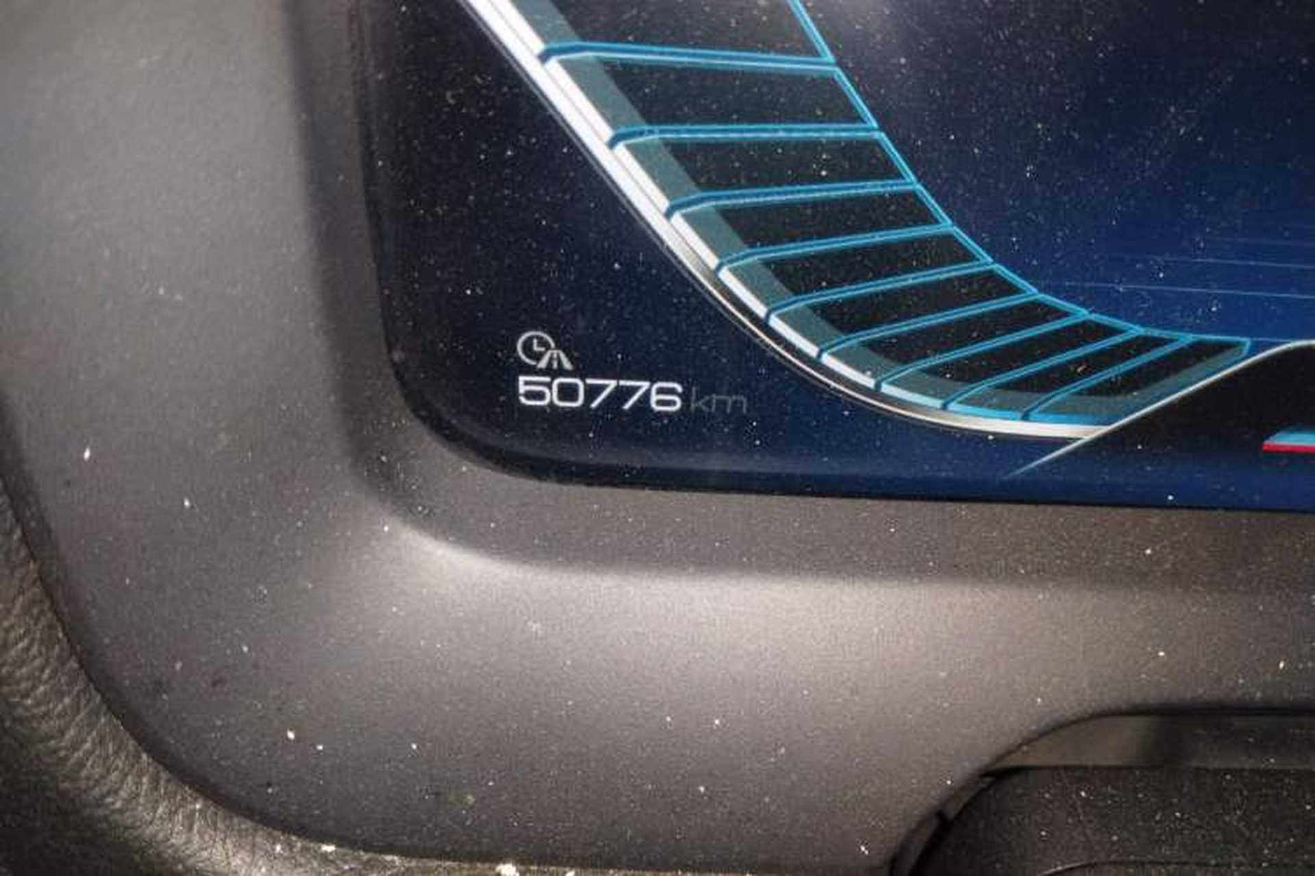Used BYD Tang New Energy 2019 EV600D Four-Wheel Drive Smart Connect Genesis Edition Odometer Close Up