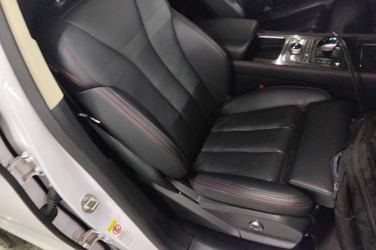 Used BYD Tang New Energy 2019 EV600D Four-Wheel Drive Smart Connect Genesis Edition Right Front Seat
