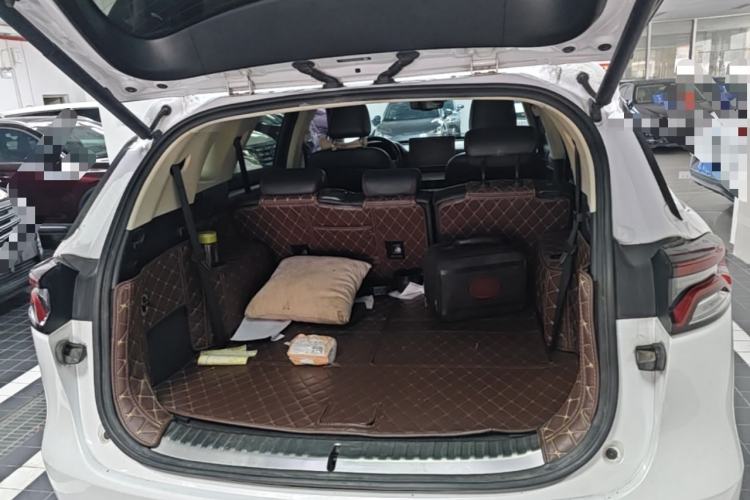 Used BYD Tang New Energy 2019 DM 2.0T All-Wheel Drive Smart Connectivity Enjoyment Model 7 Seats China VI Standard Trunk