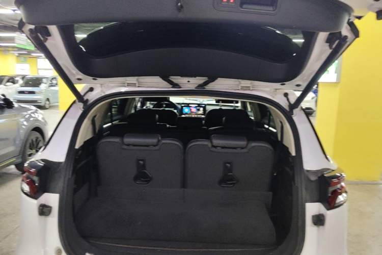 Used BYD Tang New Energy 2019 EV600D Four-Wheel Drive Smart Connect Genesis Edition Trunk