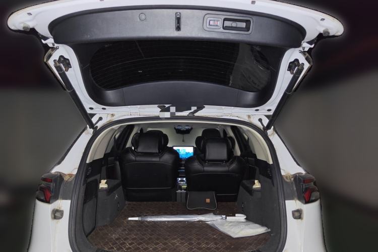 Used BYD Tang New Energy 2019 EV600D Four-Wheel Drive Smart Connect Genesis Edition Trunk