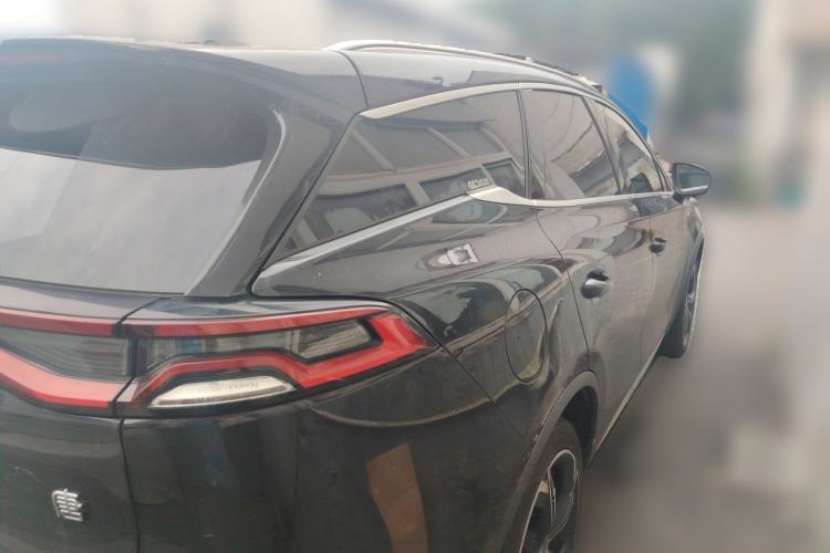 Used BYD Tang New Energy 2020 DM 2.0T Dual-Engine All-Wheel Drive Prestige 7-Seater China VI Standard Rear Right 45 Deg