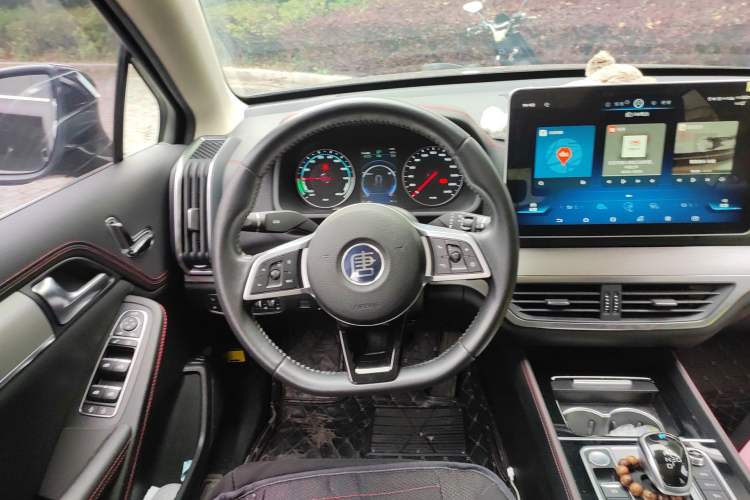 Used BYD Tang New Energy 2020 DM 2.0T Dual-Engine All-Wheel Drive Prestige 7-Seater China VI Standard Steering Wheel