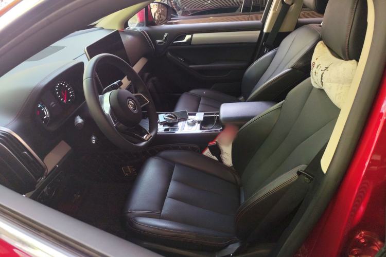Used BYD Tang New Energy 2020 DM 2.0T Dual-Engine All-Wheel Drive Prestige 7-Seater China VI Standard Left Front Seat