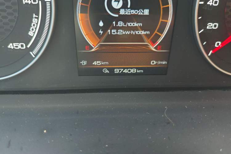 Used BYD Tang New Energy 2020 DM 2.0T Dual-Engine All-Wheel Drive Prestige 7-Seater China VI Standard Odometer Close Up