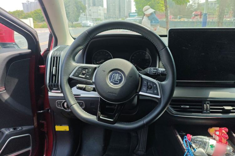 Used BYD Tang New Energy 2020 DM 2.0T Dual-Engine All-Wheel Drive Prestige 7-Seater China VI Standard Steering Wheel