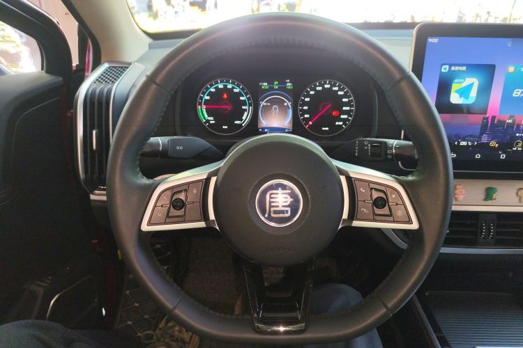 Used BYD Tang New Energy 2020 DM 2.0T Dual-Engine All-Wheel Drive Prestige 7-Seater China VI Standard Steering Wheel