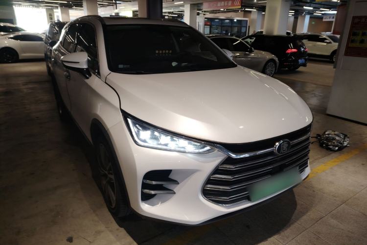 Used BYD Tang New Energy 2020 DM 2.0T Dual-Engine All-Wheel Drive Prestige 7-Seater China VI Standard Exterior 2