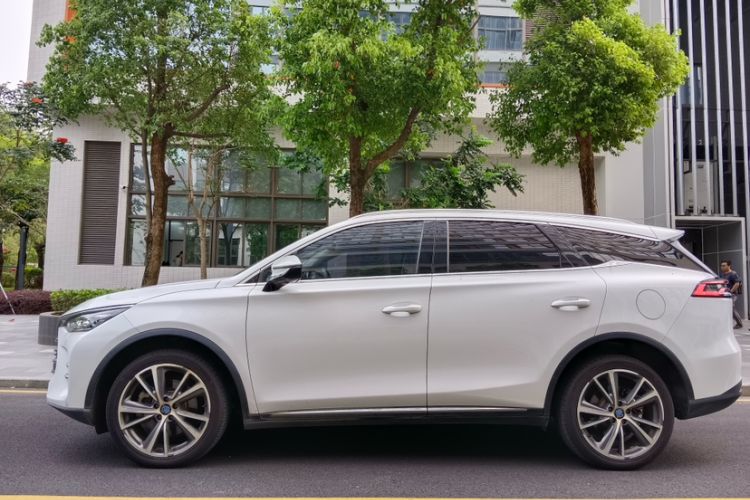 Used BYD Tang New Energy 2020 DM 2.0T Dual-Engine All-Wheel Drive Prestige 7-Seater China VI Standard Exterior 6