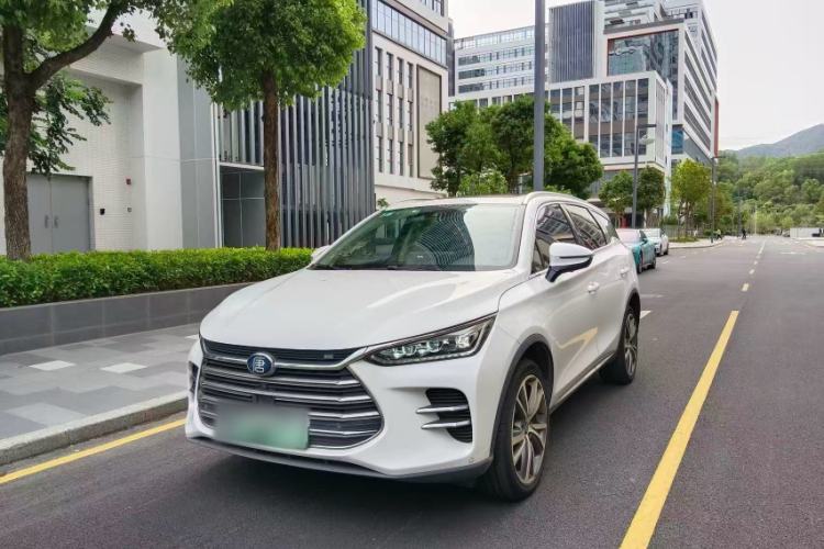 Used BYD Tang New Energy 2020 DM 2.0T Dual-Engine All-Wheel Drive Prestige 7-Seater China VI Standard Front Left 45 Deg