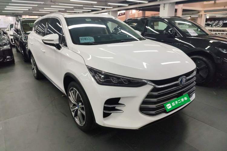 Used BYD Tang New Energy 2020 DM 2.0T Dual-Engine All-Wheel Drive Prestige 7-Seater China VI Standard Front Right 45 Deg