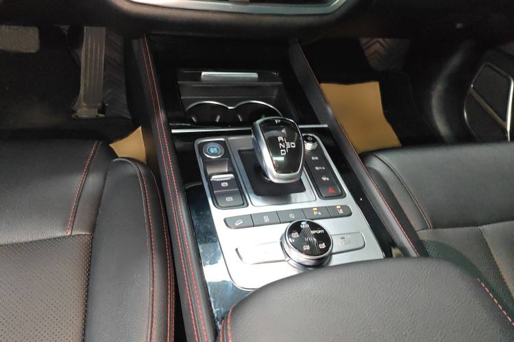 Used BYD Tang New Energy 2020 DM 2.0T Dual-Engine All-Wheel Drive Prestige 7-Seater China VI Standard Gear Lever
