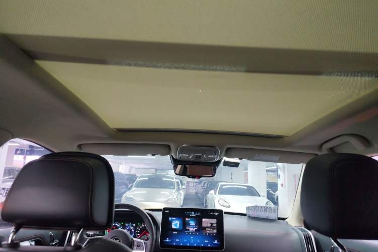 Used BYD Tang New Energy 2020 DM 2.0T Dual-Engine All-Wheel Drive Prestige 7-Seater China VI Standard Headliner