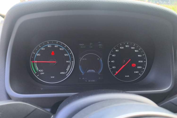Used BYD Tang New Energy 2020 DM 2.0T Dual-Engine All-Wheel Drive Prestige 7-Seater China VI Standard Instrument Cluster