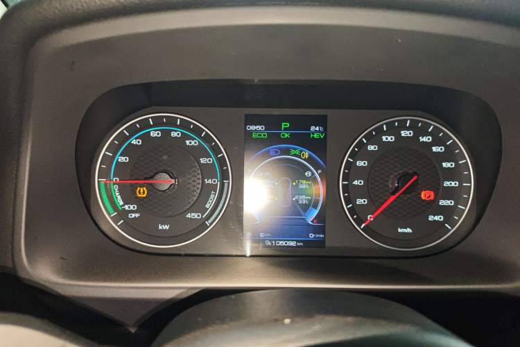 Used BYD Tang New Energy 2020 DM 2.0T Dual-Engine All-Wheel Drive Prestige 7-Seater China VI Standard Instrument Cluster