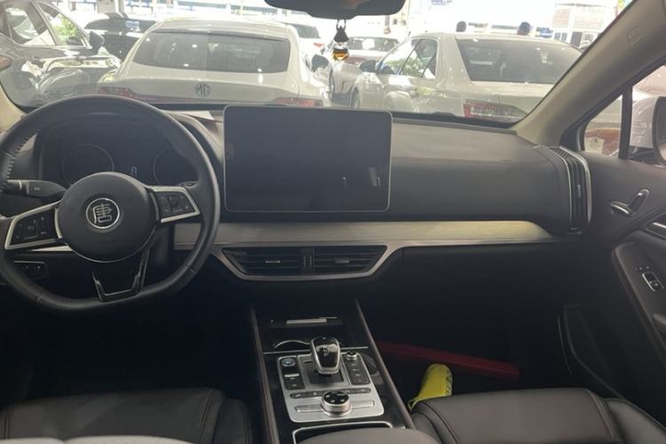Used BYD Tang New Energy 2020 DM 2.0T Dual-Engine All-Wheel Drive Prestige 7-Seater China VI Standard Interior 1