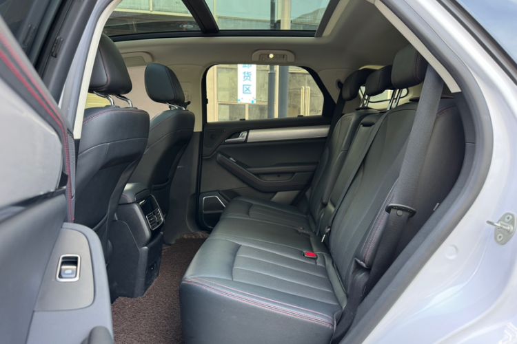 Used BYD Tang New Energy 2020 DM 2.0T Dual-Engine All-Wheel Drive Prestige 7-Seater China VI Standard Interior 11