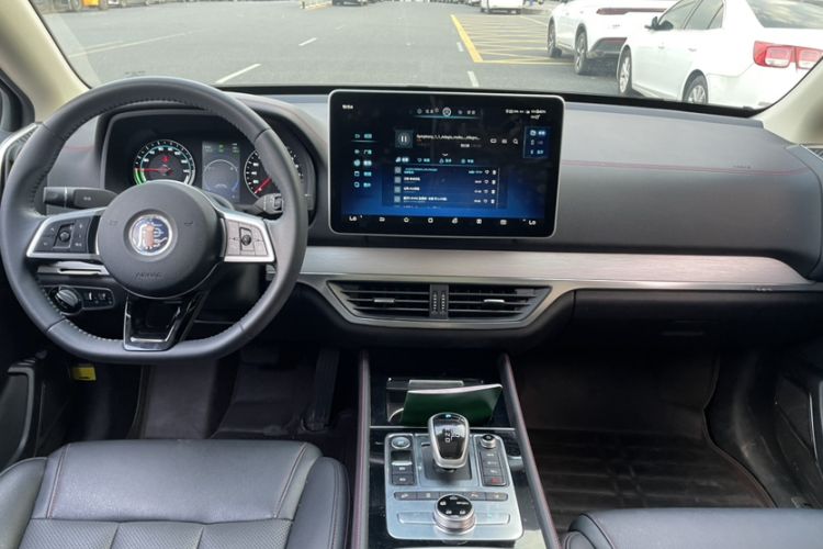 Used BYD Tang New Energy 2020 DM 2.0T Dual-Engine All-Wheel Drive Prestige 7-Seater China VI Standard Interior 12