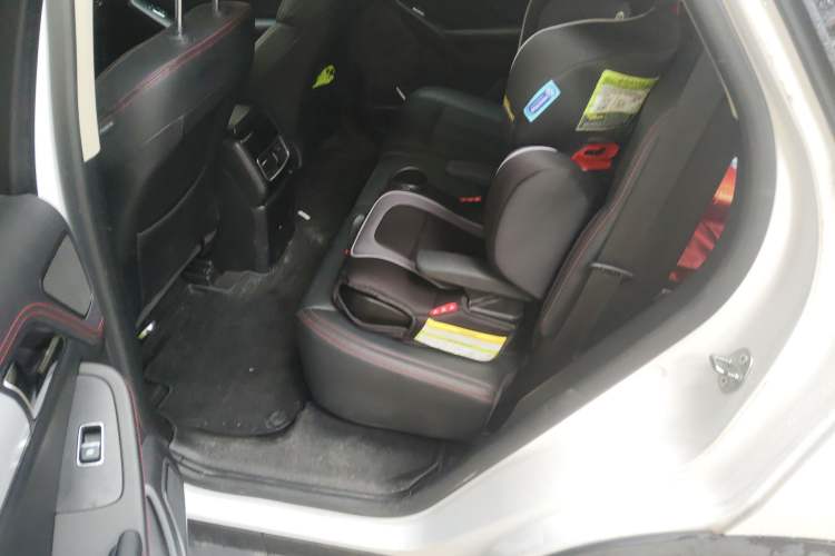 Used BYD Tang New Energy 2020 DM 2.0T Dual-Engine All-Wheel Drive Prestige 7-Seater China VI Standard Interior 4