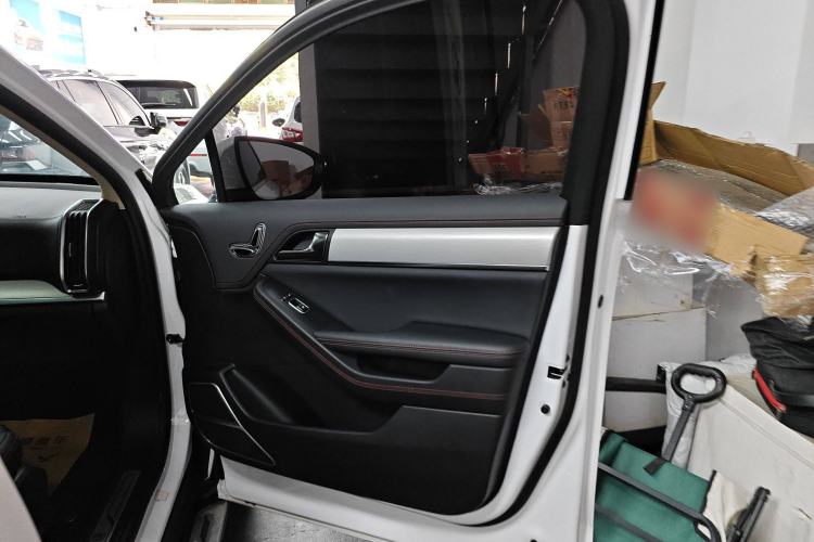 Used BYD Tang New Energy 2020 DM 2.0T Dual-Engine All-Wheel Drive Prestige 7-Seater China VI Standard Interior 5