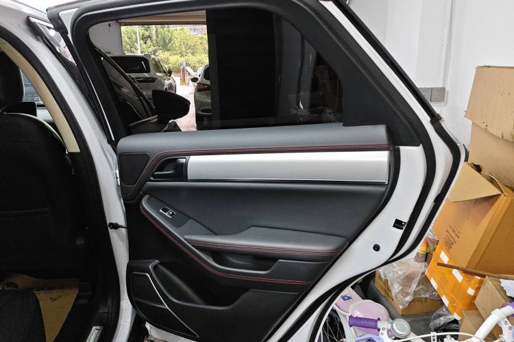 Used BYD Tang New Energy 2020 DM 2.0T Dual-Engine All-Wheel Drive Prestige 7-Seater China VI Standard Interior 6