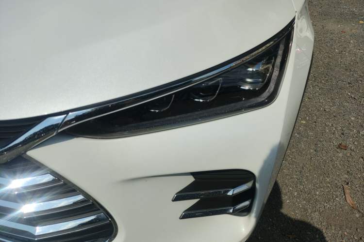 Used BYD Tang New Energy 2020 DM 2.0T Dual-Engine All-Wheel Drive Prestige 7-Seater China VI Standard Left Front Headlight
