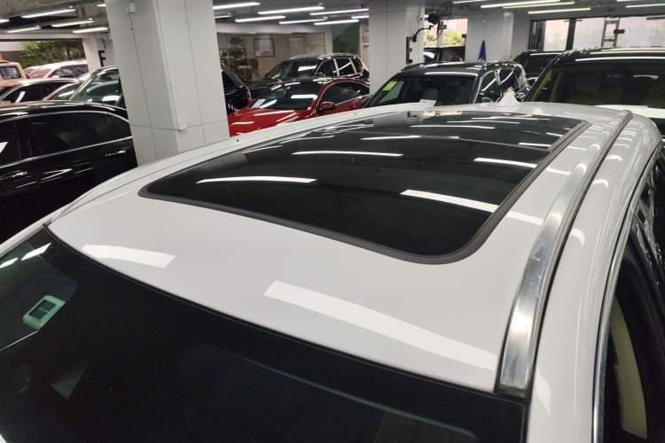 Used BYD Tang New Energy 2020 DM 2.0T Dual-Engine All-Wheel Drive Prestige 7-Seater China VI Standard Roof